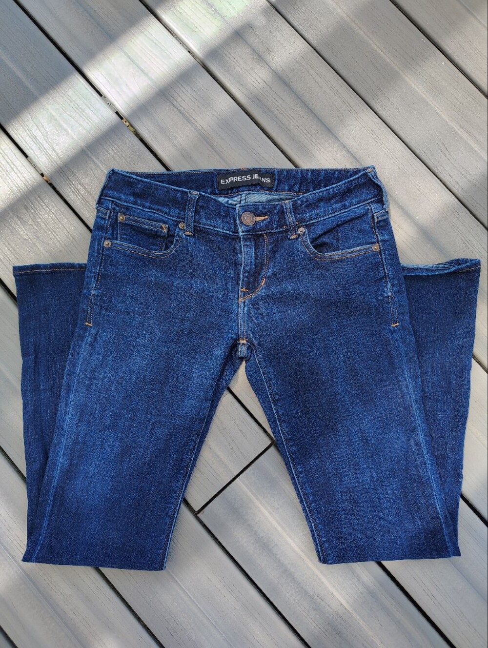 Express Women’s Dark Blue Skinny Jeans. Size 2s